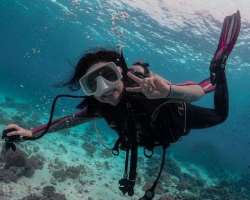 The actress enjoys adventure sports like scuba diving whenever she gets an opportunity. 